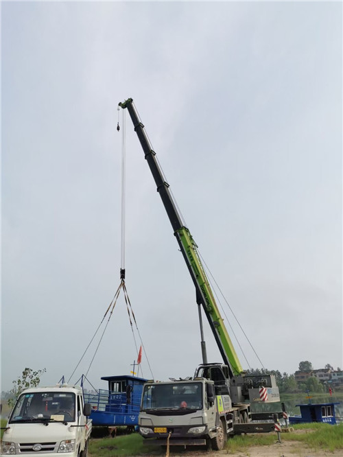 绥化市桥梁建设吊装案例